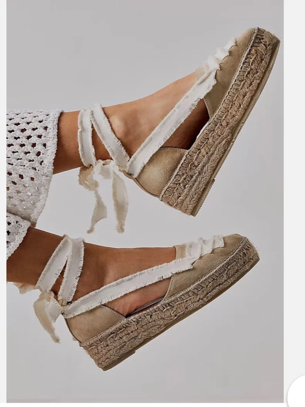 FREE PEOPLE DESTINO ESPADRILLE PLATFORMS IN ECRU Size 39/8.5